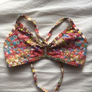 Jolyn Swirled vent top